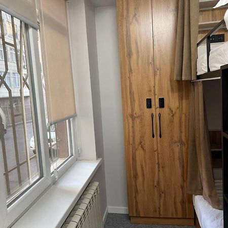 Aiva Hostel Bisjkek Eksteriør bilde