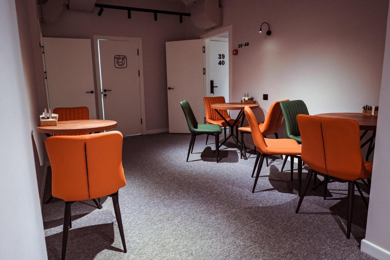 Aiva Hostel Bisjkek Eksteriør bilde