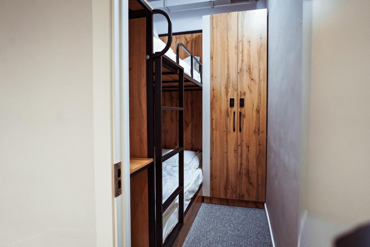 Aiva Hostel Bisjkek Eksteriør bilde