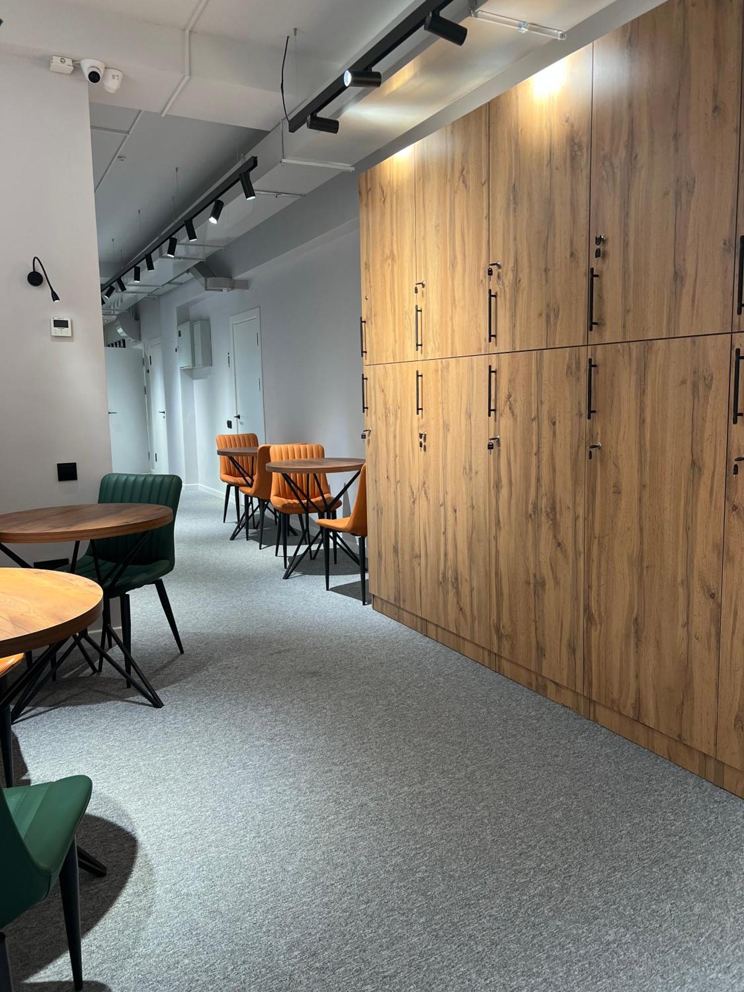 Aiva Hostel Bisjkek Eksteriør bilde